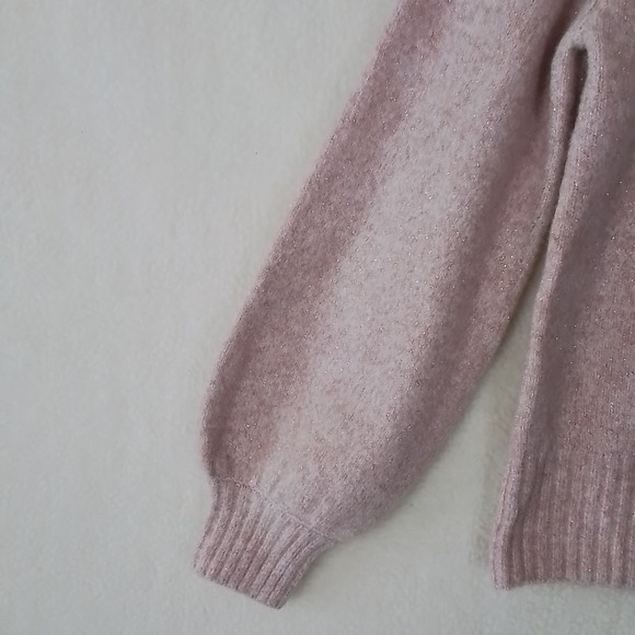 J LO Jennifer Lopez Balloon Sleeve Knit Sweater Size Medium Pink‎ Gold Threads - Picture 6 of 12